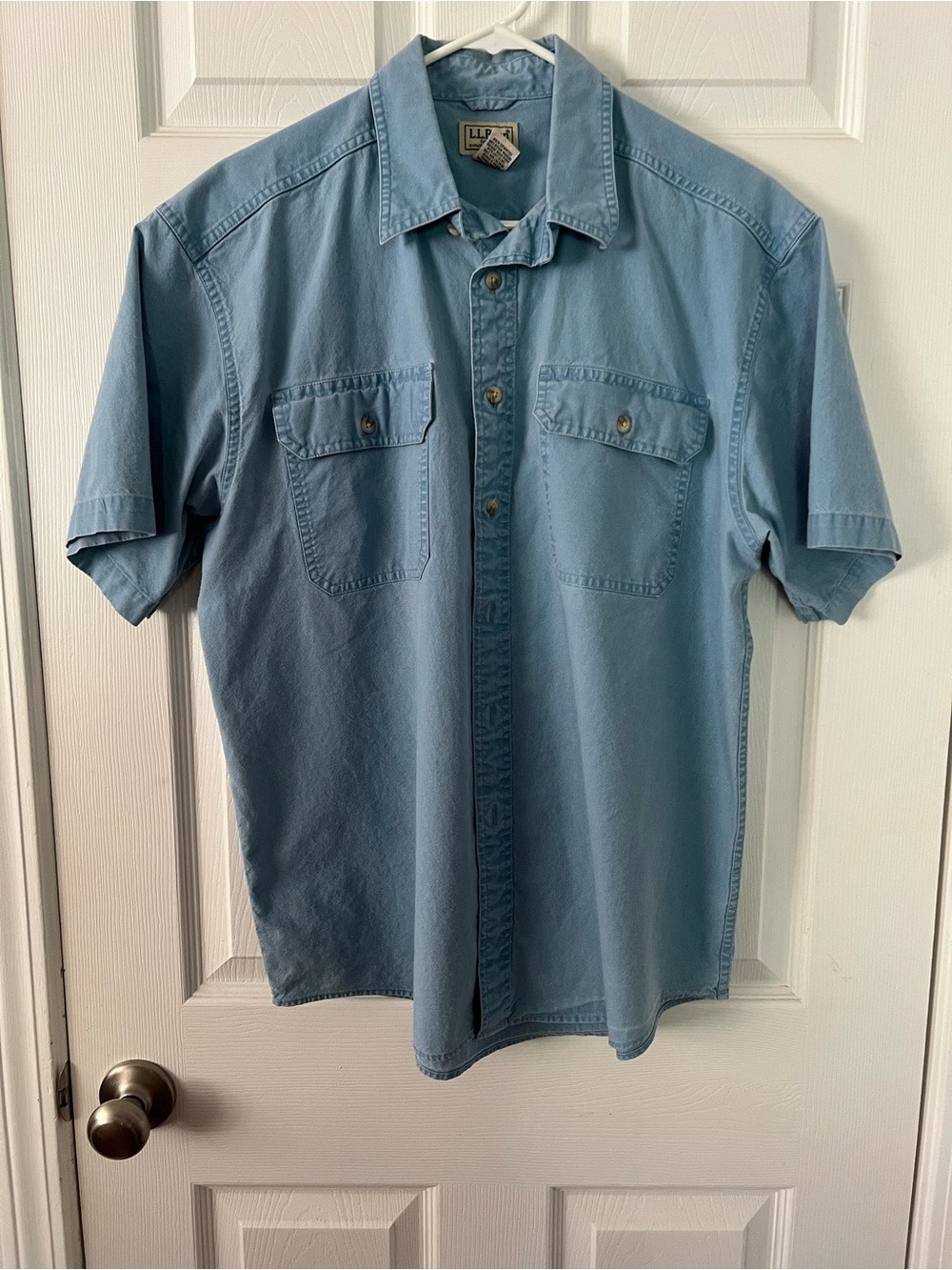 LL Bean Sun Washed Lake Blue Short Sleeve Button-Up Shirt